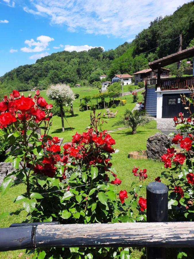 Hotel Rural Irigoienea Urdax ภายนอก รูปภาพ