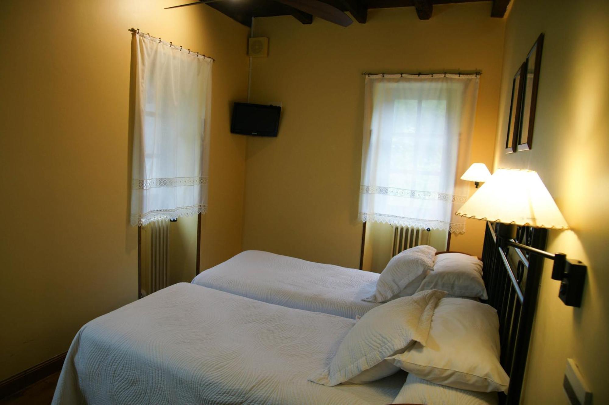 Hotel Rural Irigoienea Urdax ห้อง รูปภาพ