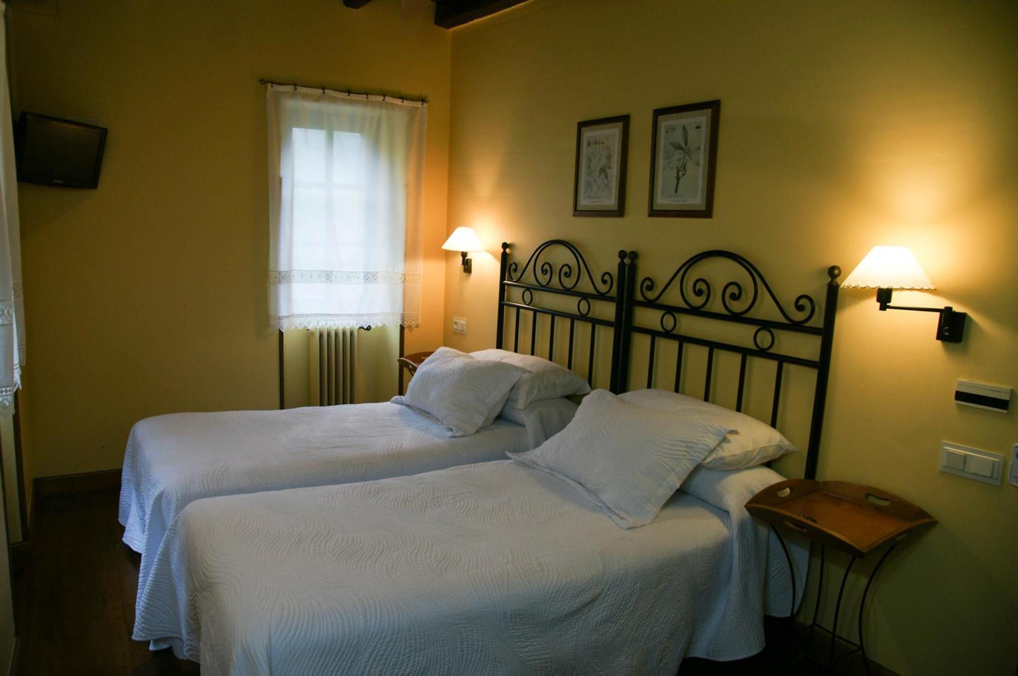 Hotel Rural Irigoienea Urdax ห้อง รูปภาพ