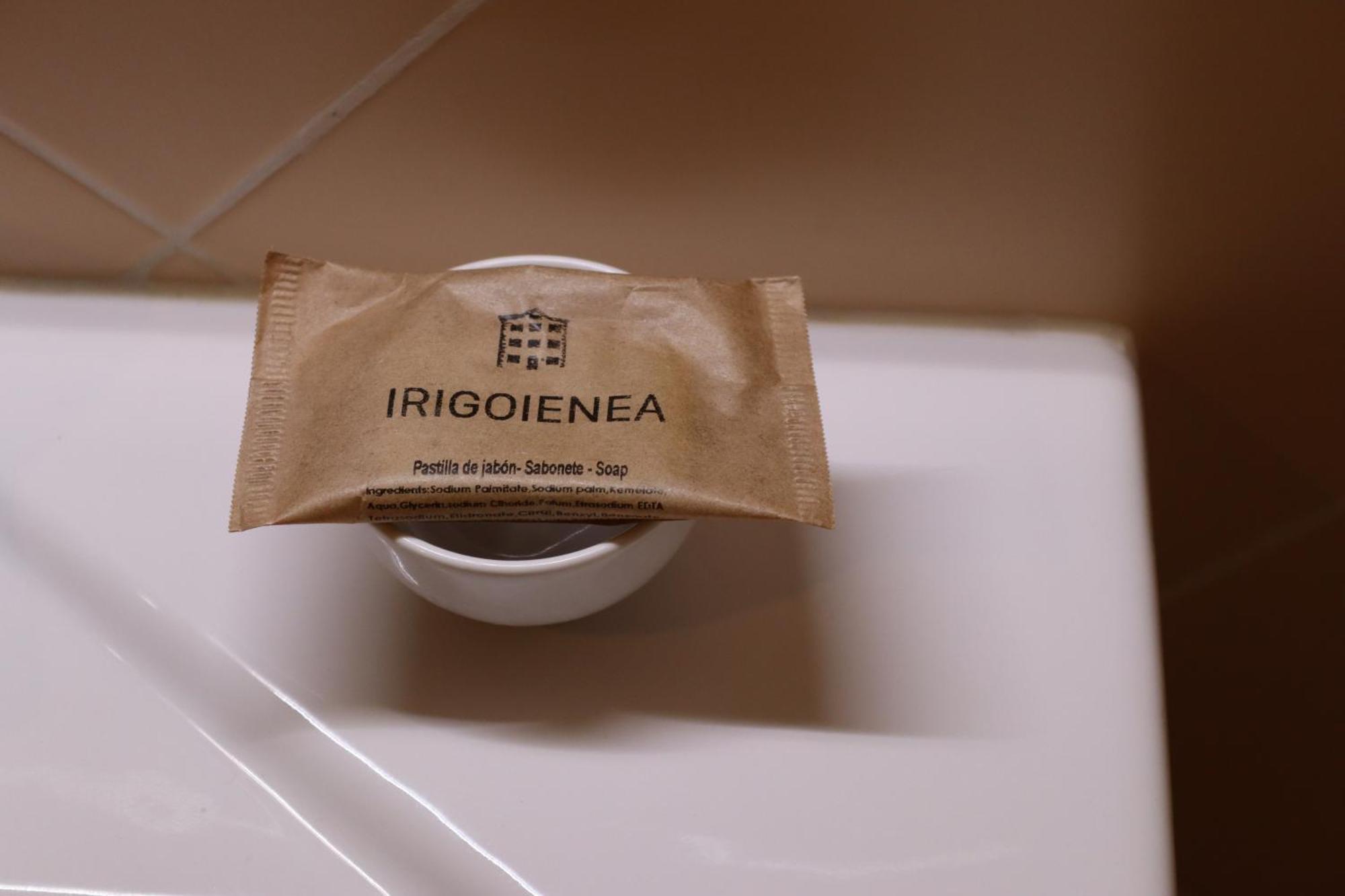 Hotel Rural Irigoienea Urdax ภายนอก รูปภาพ